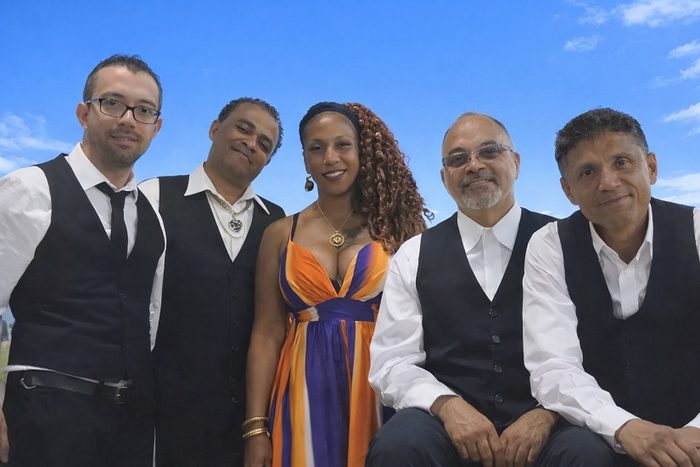 GARNETTA CROMWELL & DaGROOVMASTERS (Thursday Soul Series)